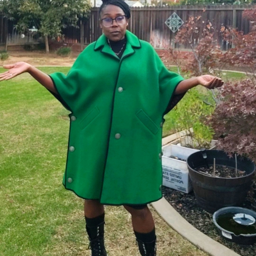 MODELL II Vintage Ein WF Modell Vienna Poncho Green EXCELLENT CON